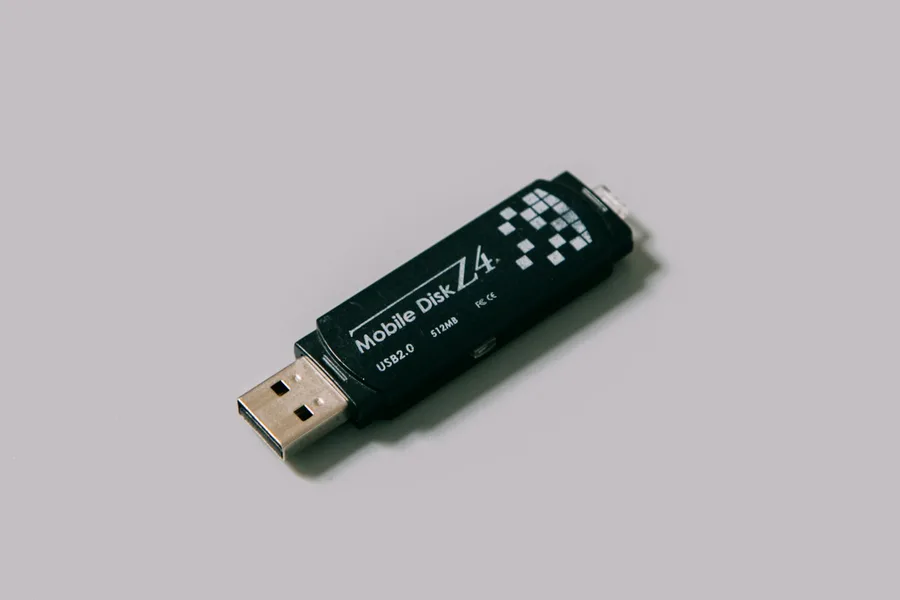 Čo je Ventoy: z jedného USB kľúča multiboot na všetko