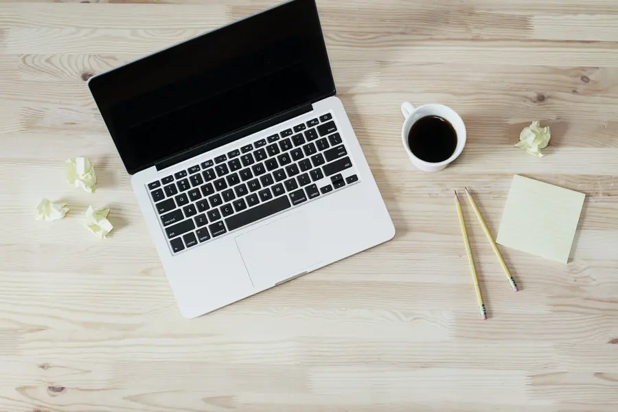 A laptop will not turn on or has a black screen: what to do