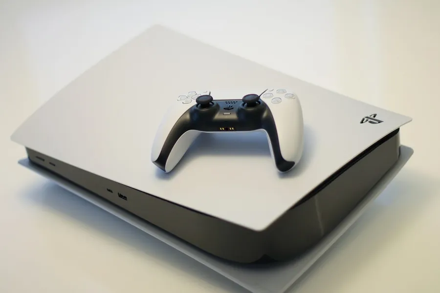 Servis herných konzol: ako sa starať o PS5 a Xbox
