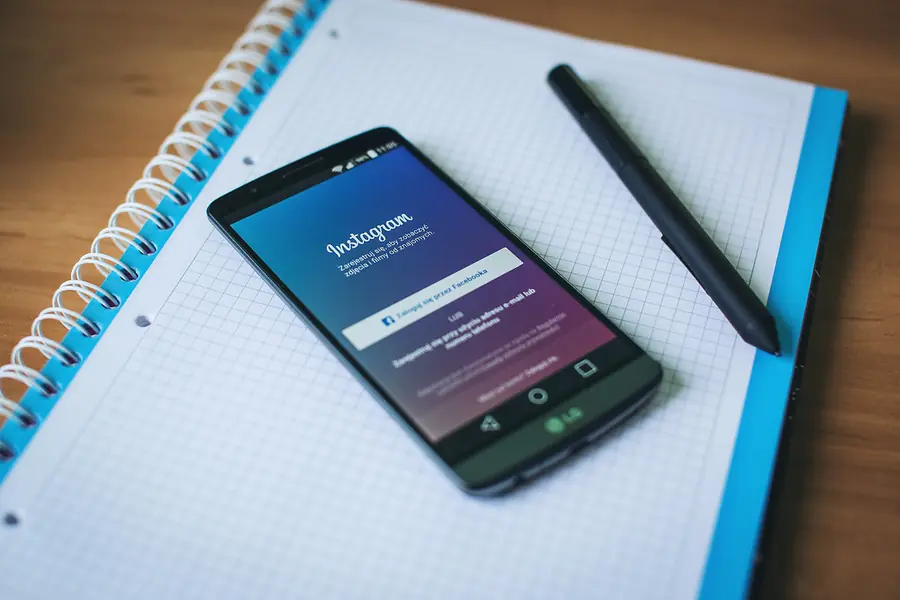 When to post on social media: the best days and times