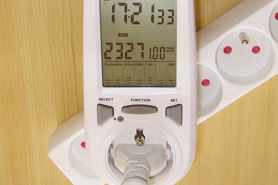 How many watts your devices use and when an efficient PC pays off