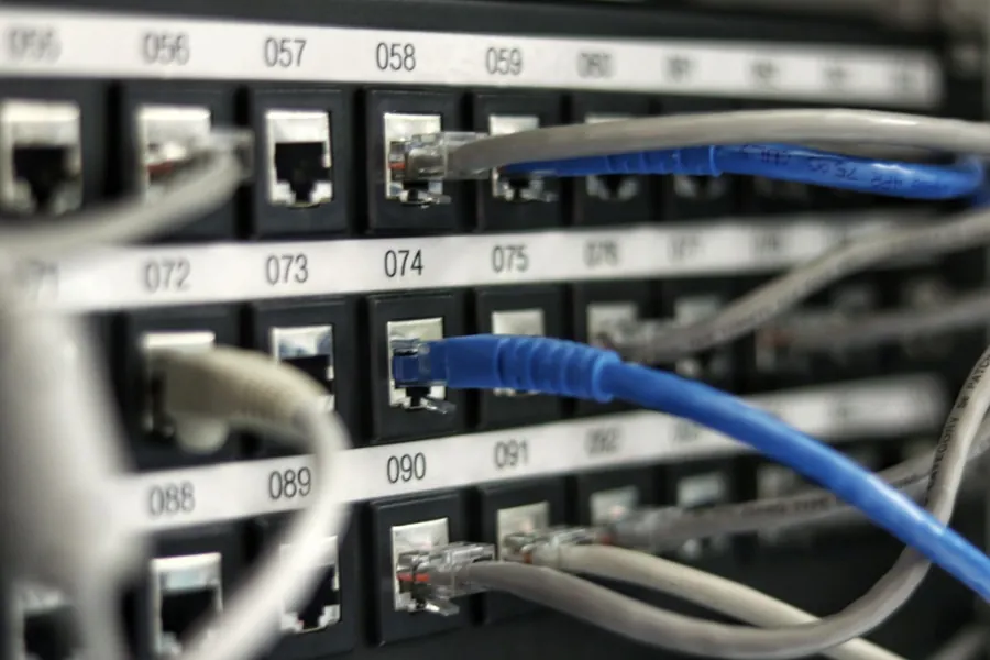 Ako zlepšiť domácu Wi-Fi: čo naozaj funguje a čo je mýtus
